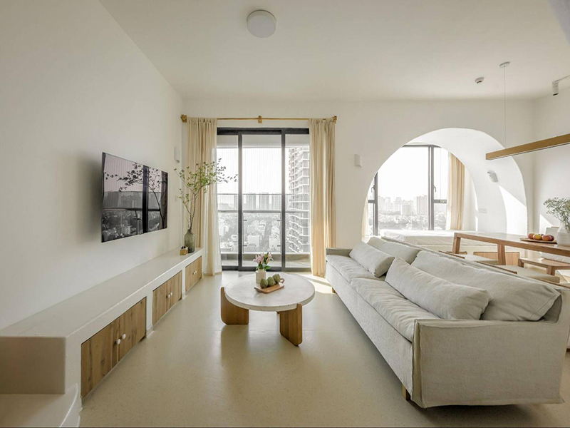 遼陽(yáng)復(fù)式裝修，全屋大白墻看似不豪華，細(xì)節(jié)卻做得很到位，顏值超高